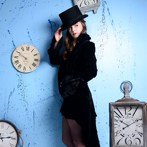 Ava Beaux magician  Green Fairy Productions